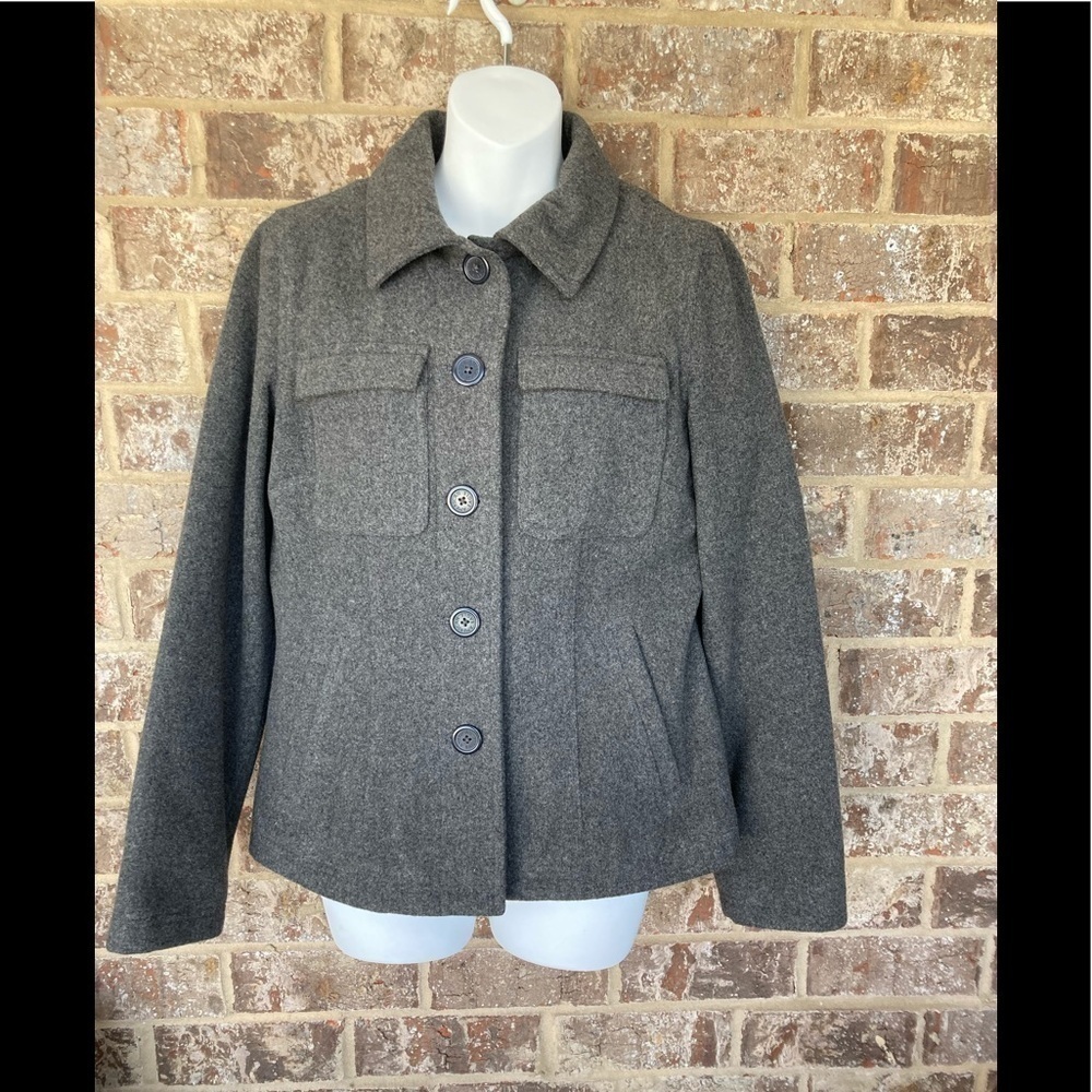 American Eagle Outfitters size M